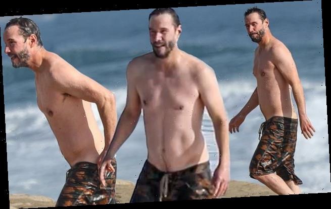 EXCLUSIVE Keanu Reeves Shows Off His Trim Physique At 56 WSTale