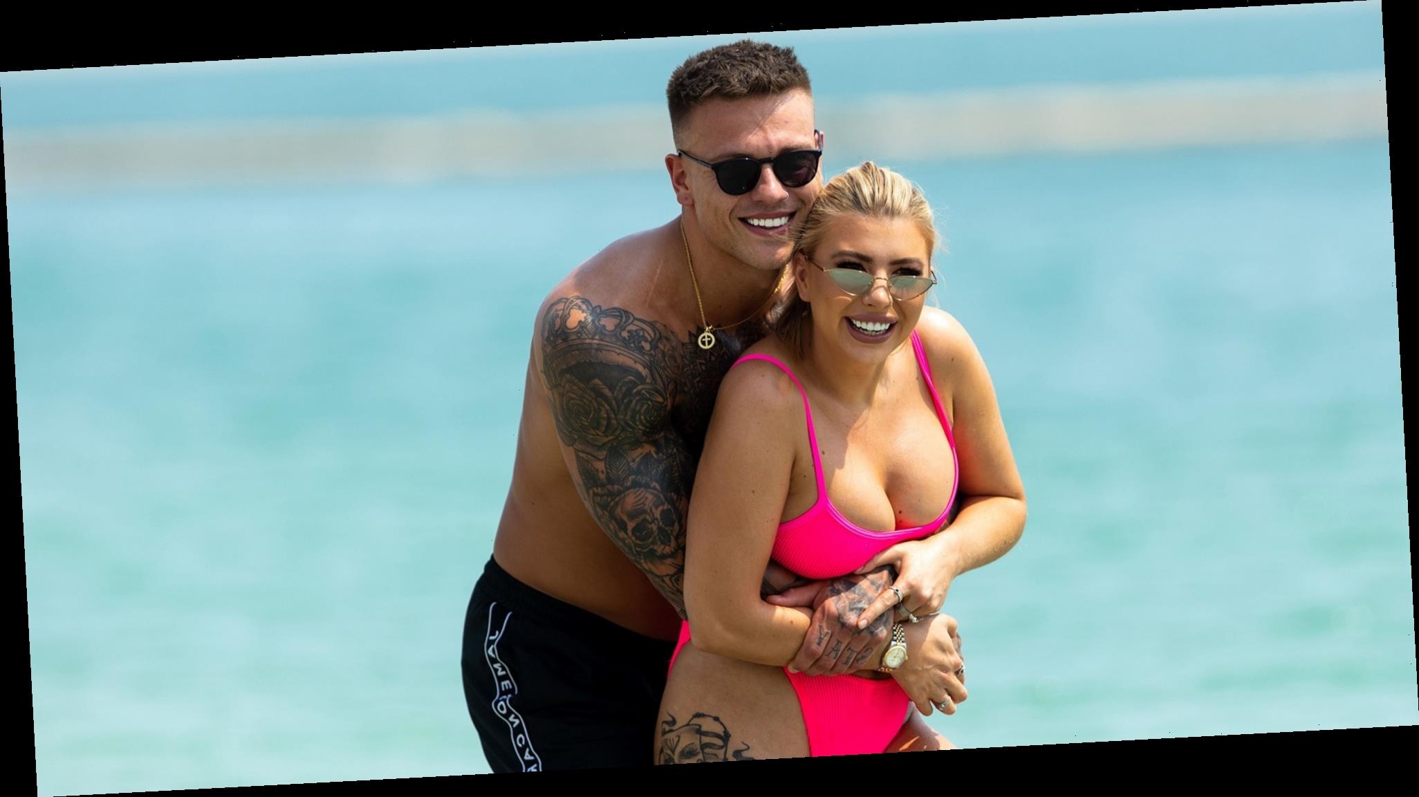 Love IslandпїЅs Hottest Married Couple Share Some PDA on the Beach ...