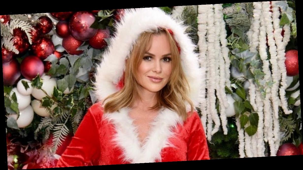 Bgt Babe Amanda Holden Flaunts Killer Figure As She Transforms Into Sexy Santa Wstale Com Britains got talent judge amanda holden has posted a video of her dancing with a santa doll and you eat so much and you're literally ready to pop. bgt babe amanda holden flaunts killer