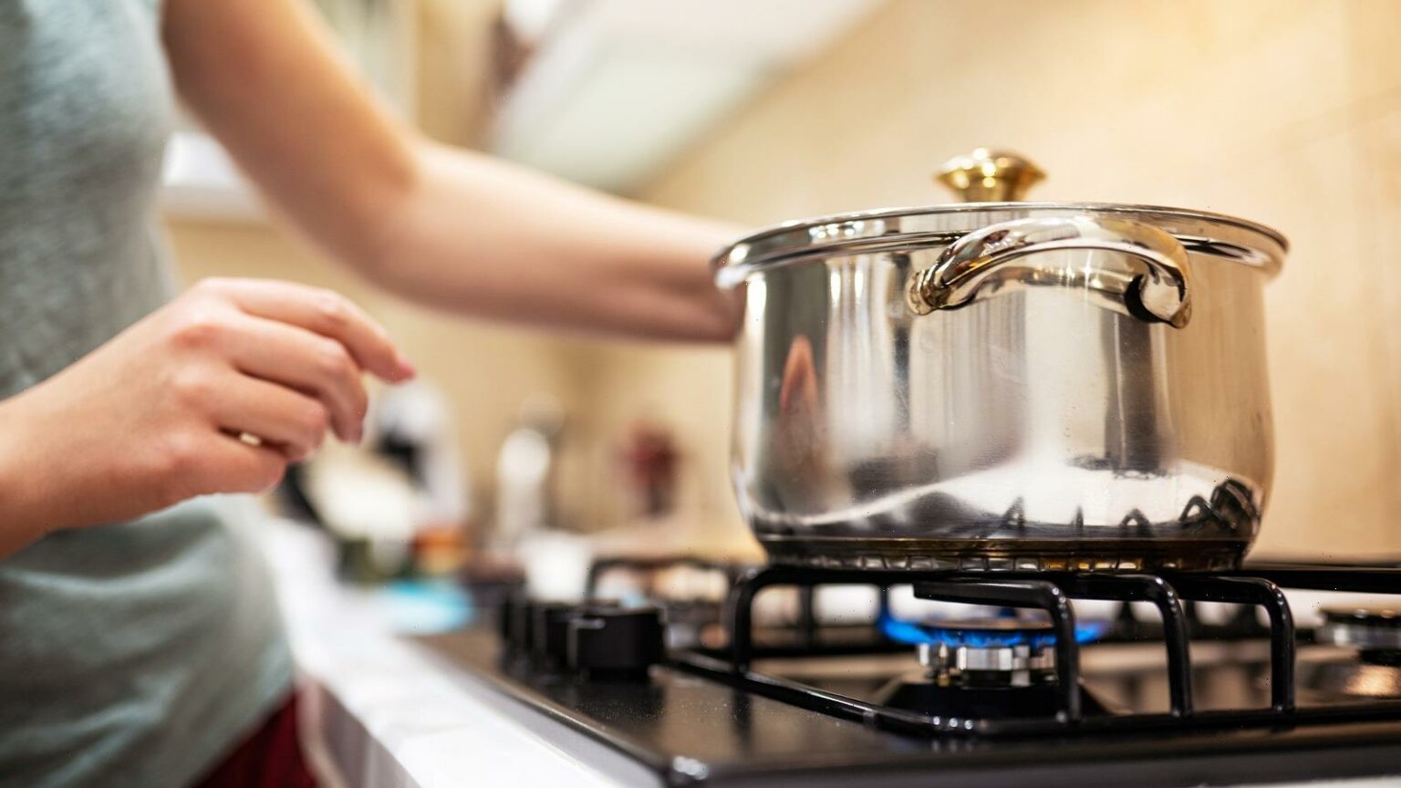 The Best Placement For Your Stove, According To Feng Shui