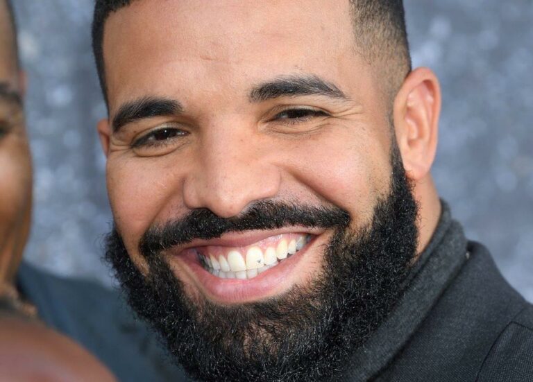 How Many Kids Does Drake Have? - WSTale.com